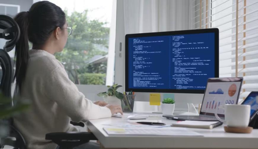 鼓楼区企业数字化解决方案:机器学习赋能商业模式升级的核心路径